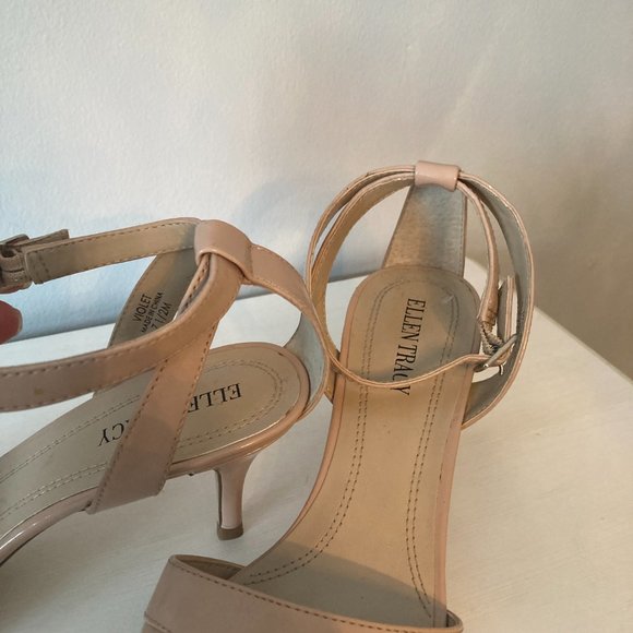 Ellen Tracy Beige Heel - EUC - Picture 4 of 8